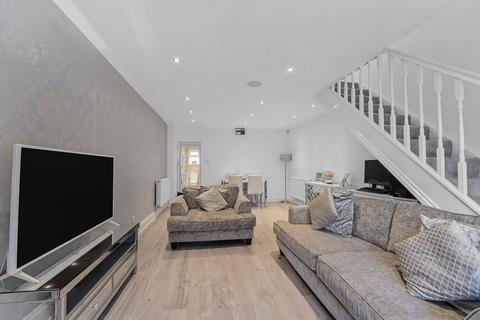 Hithermoor Road, Staines-upon-Thames, TW19