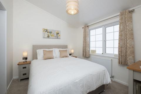 2 bedroom lodge for sale, Kingston Carisbrook 40x20  Bryn Morfydd Lodge Park, Llanrhaeadr LL16