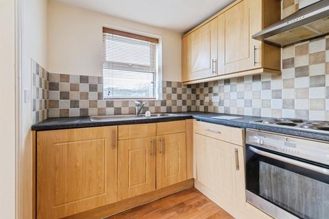 2 bedroom flat for sale, Willow Tree Close, Lincoln