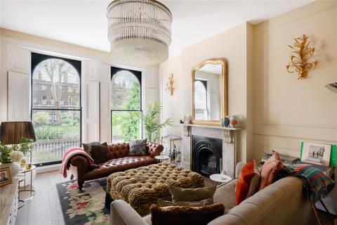 7 bedroom end of terrace house for sale, Cassland Road, London, E9