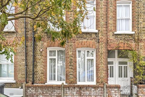 2 bedroom maisonette for sale, Goldsboro Road, London, SW8