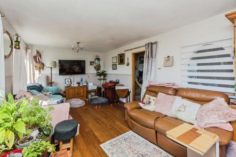 3 bedroom mews for sale, Warwick Road, MACCLESFIELD, Cheshire, SK11