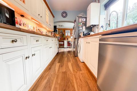 3 bedroom detached house for sale, Berrow Road, Burnham-on-Sea, Somerset, TA8