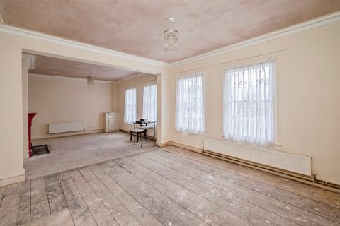 4 bedroom detached house for sale, Vicarage Street, North Walsham