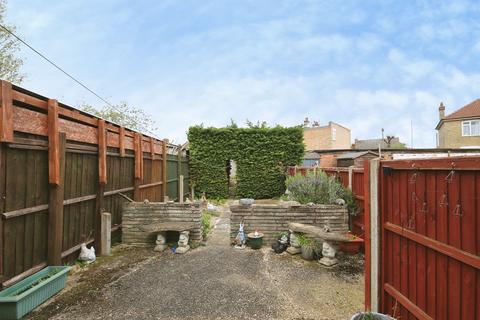 2 bedroom terraced house for sale, Elliott Road, March
