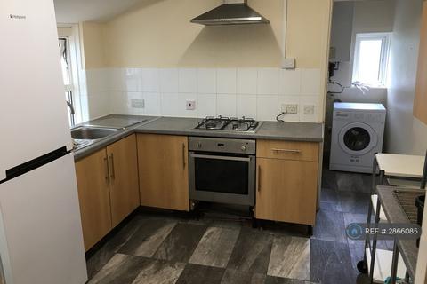 4 bedroom terraced house to rent, Locksbrook Road, Bath, BA1