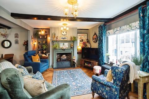 3 bedroom terraced house for sale, Northbridge Street, Robertsbridge, East Sussex, TN32