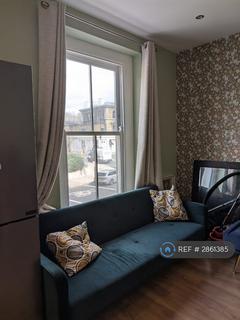 1 bedroom in a flat share to rent, Agar Grove, Camden Town, NW1