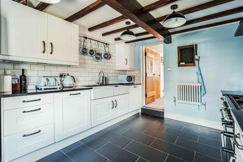 3 bedroom cottage for sale, Church Street, Dunnington, York