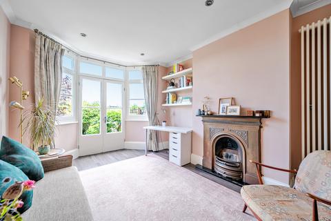 1 bedroom flat for sale, Victoria Road, London, N22