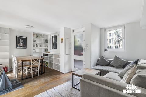 4 bedroom maisonette to rent, More Close, St Pauls Court, W14