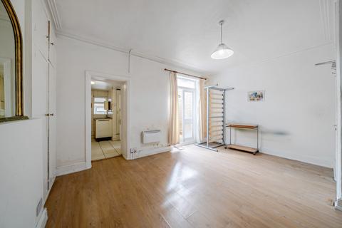 4 bedroom terraced house for sale, Mount Ephraim Road, Streatham, London, SW16