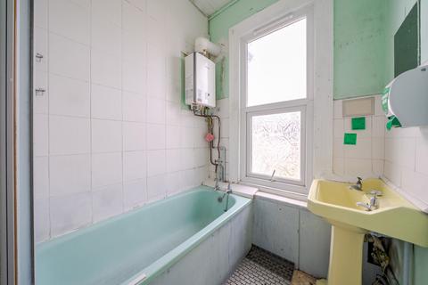 4 bedroom terraced house for sale, Mount Ephraim Road, Streatham, London, SW16
