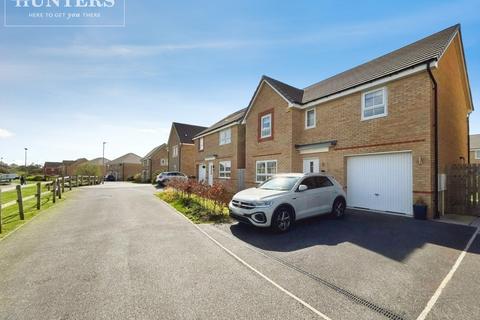 4 bedroom detached house for sale, Green view, Barnsley
