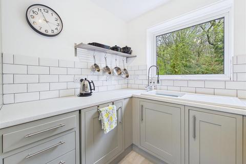 2 bedroom flat for sale, Queen Victoria Road, Totley, Sheffield