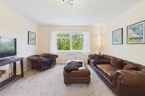 2 bedroom flat for sale, Queen Victoria Road, Totley, Sheffield