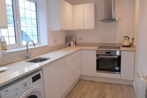 1 bedroom maisonette to rent, NASCOT WOOD WD17
