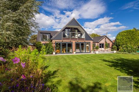 5 bedroom chalet for sale, The Rosery, Norwich NR14