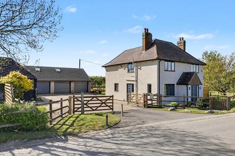 4 bedroom detached house for sale, Bygrave Road, Baldock, SG7