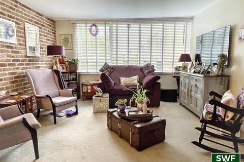 2 bedroom apartment for sale, Lime Tree Avenue, Wolverhampton
