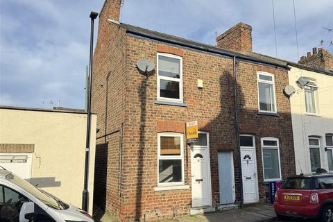 2 bedroom terraced house to rent, Oak Street, York