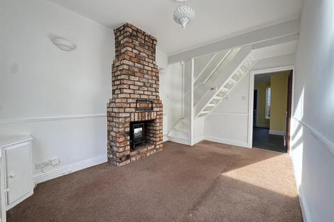 2 bedroom terraced house to rent, Oak Street, York