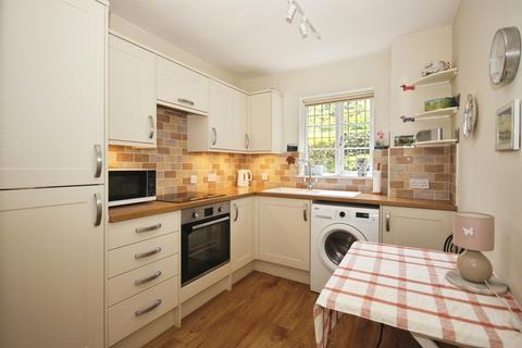 2 bedroom retirement property for sale, Castle Gate Mews, Warwick