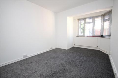 1 bedroom apartment to rent, Pyrles Lane, Loughton IG10