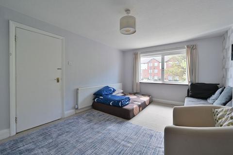 Carlton Avenue, Kenton, Harrow, HA3