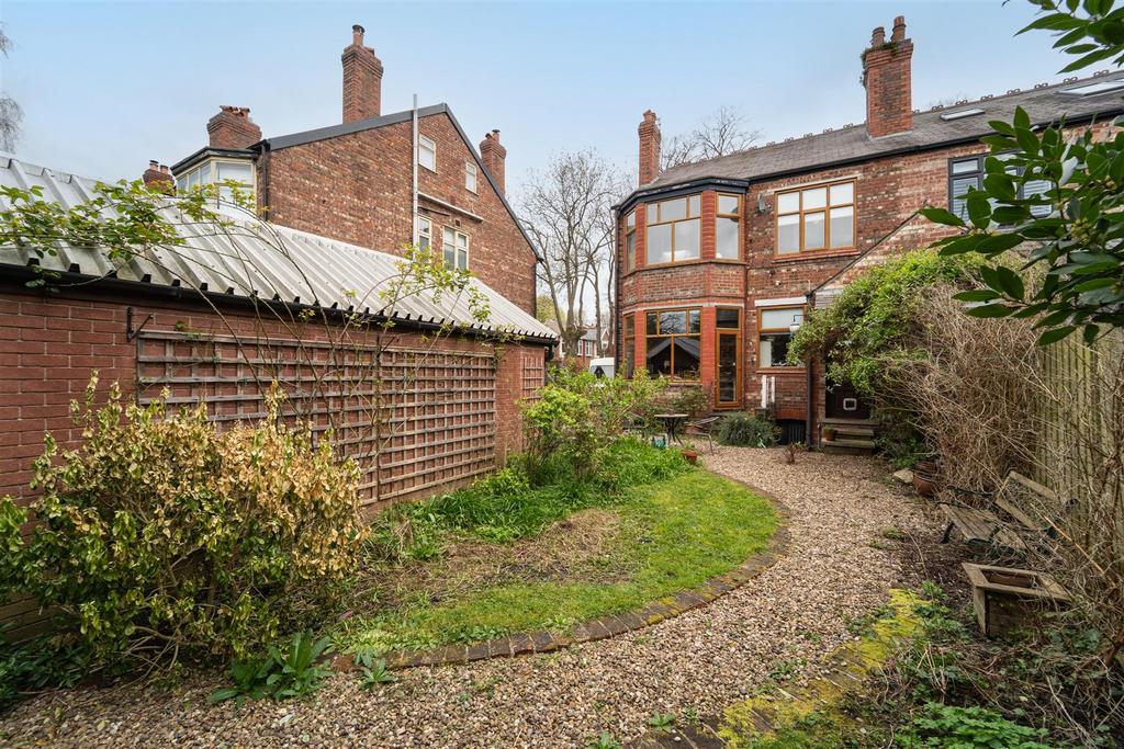 House in Manchester - View 2