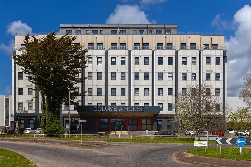 Columbia House, Worthing 1 bed apartment for sale - £160,000