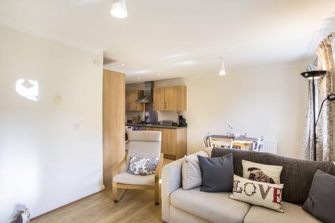 2 bedroom flat to rent, Kittiwake Court, Stowmarket, IP14