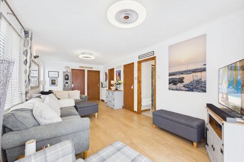 2 bedroom bungalow for sale, West Street, Tadley, RG26