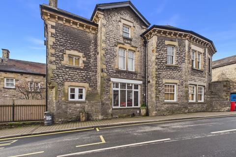 1 bedroom apartment for sale, 2 Royal House, New Road, Kirkby Lonsdale, LA6 2JX