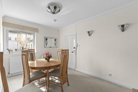 3 bedroom apartment for sale, Shardeloes, Missenden Road