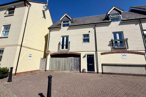 2 bedroom end of terrace house for sale, Mazurek Way, Swindon SN25