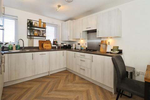1 bedroom flat for sale, Harebell Road, Emersons Green, Bristol