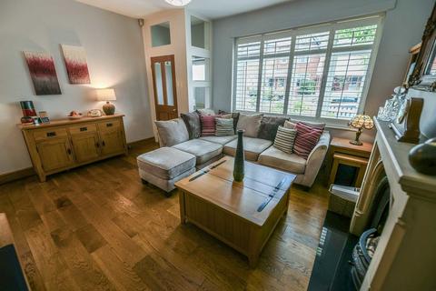 2 bedroom terraced house for sale, Lock Road, Altrincham