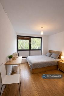 1 bedroom flat to rent, Drummond St, London, NW1