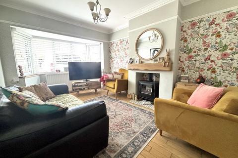 3 bedroom terraced house for sale, Grindleford Avenue, Great Barr, Birmingham B42 2SG