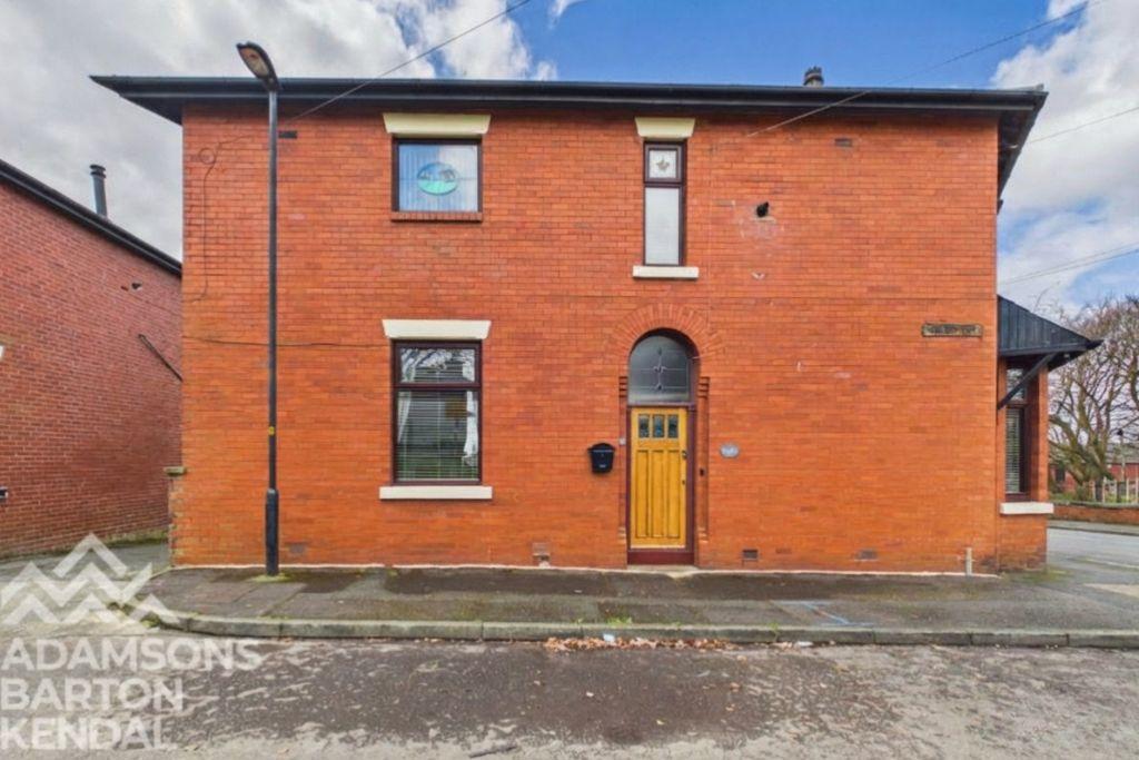 Hilary Street, Castleton, OL11 3 bed end of terrace house for sale - £ ...