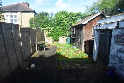4 bedroom semi-detached house for sale, The Gardens, Harrow