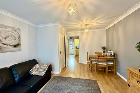 3 bedroom semi-detached house to rent, Lowfield Road, Coventry, CV3