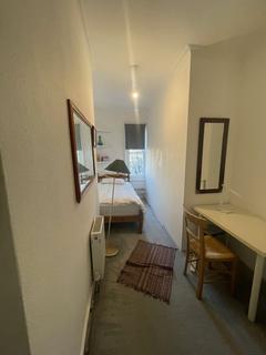 2 bedroom house share to rent, Elsham Road, London W14