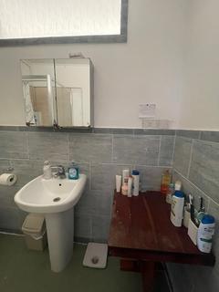 2 bedroom house share to rent, Elsham Road, London W14