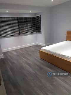 4 bedroom semi-detached house to rent, Burnley Road, London, NW10