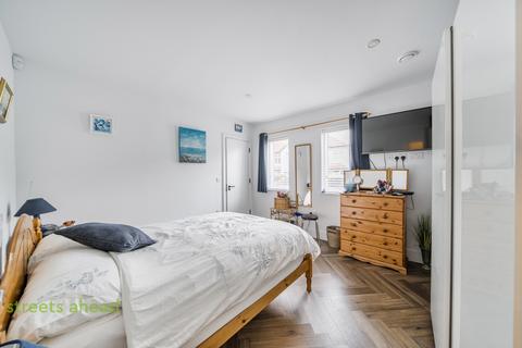 2 bedroom apartment for sale, Braemar Avenue, South Croydon, CR2