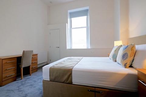 4 bedroom flat to rent, Great Western Road Woodlands, Glasgow G4