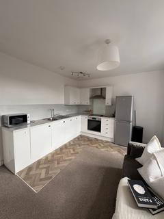 3 bedroom flat to rent, Morgan Place Stobswell, Dundee DD4