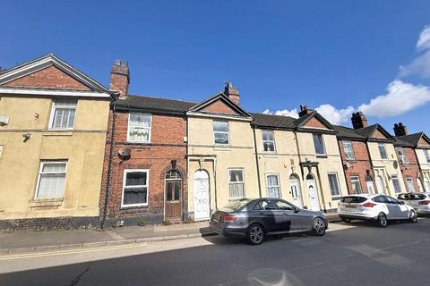 3 bedroom terraced house to rent, Victoria Street, Chesterton, Newcastle